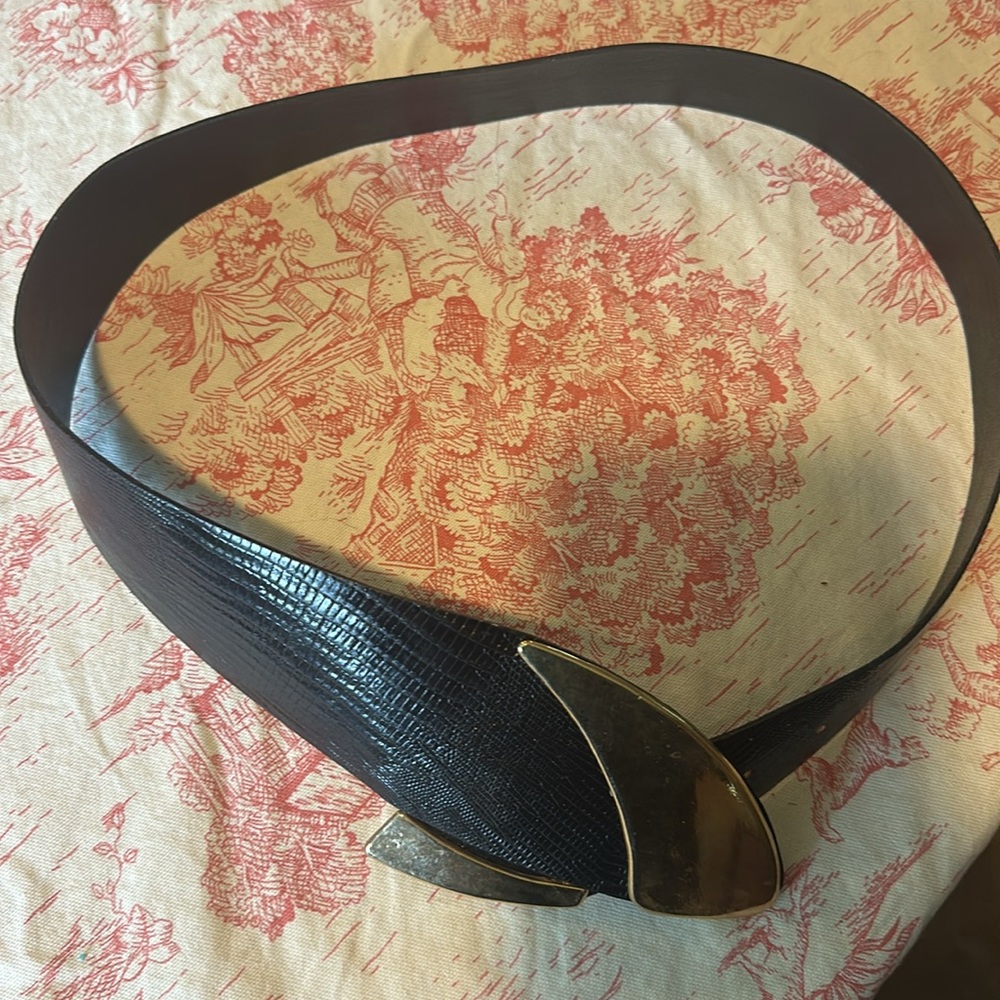 Handmade Chic Black Belt with Gold Accent